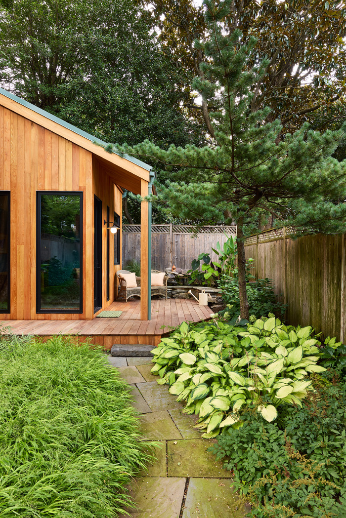 Backyard Writer’s Cabin in Georgetown, Washington, DC
