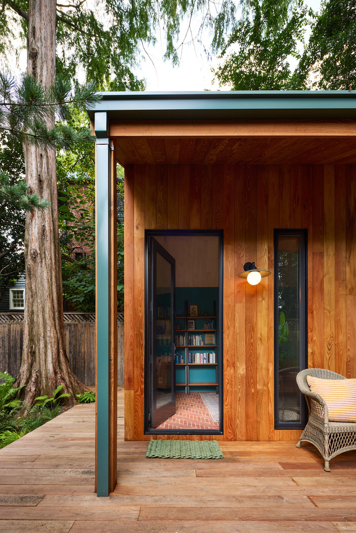 Backyard Writer’s Cabin in Georgetown, Washington, DC with deck