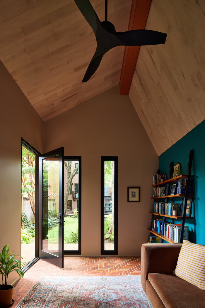 Backyard Writer’s Cabin in Georgetown, Washington, DC