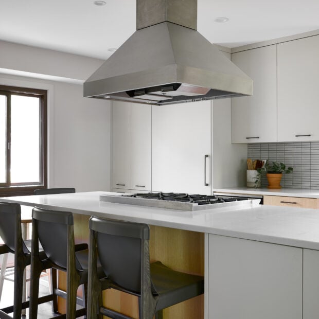 modern-home-renovation-in-fairfax-virginia-03-620x620