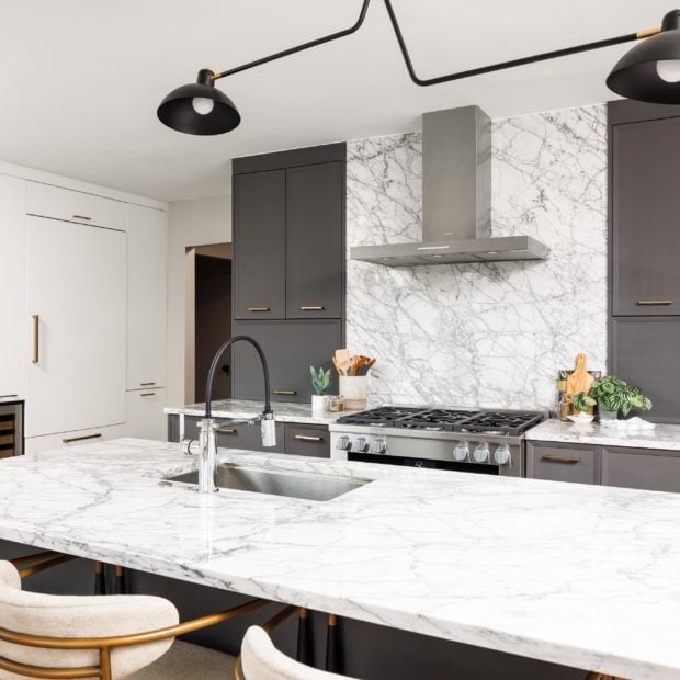 classic-kitchen-renovation-in-washington-dc-1-620x620