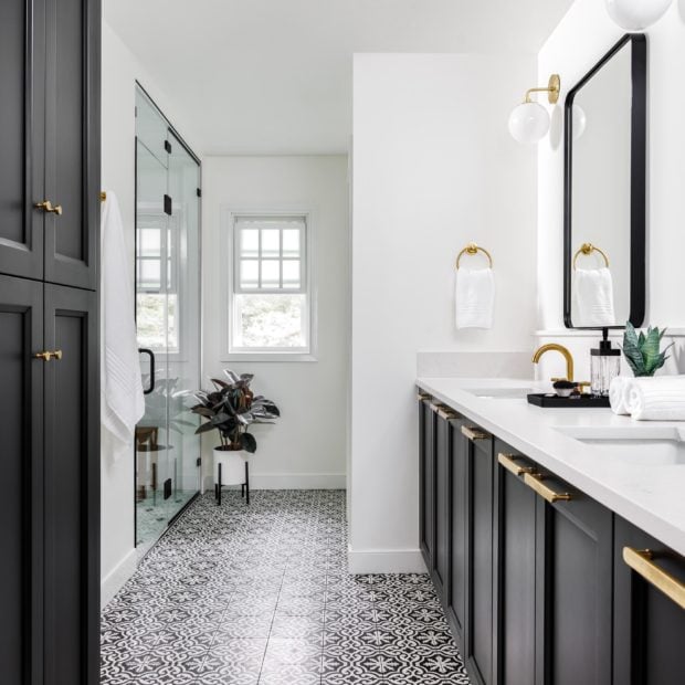 contemporary-bedroom-and-bathroom-in-alexandria-virginia-5-620x620