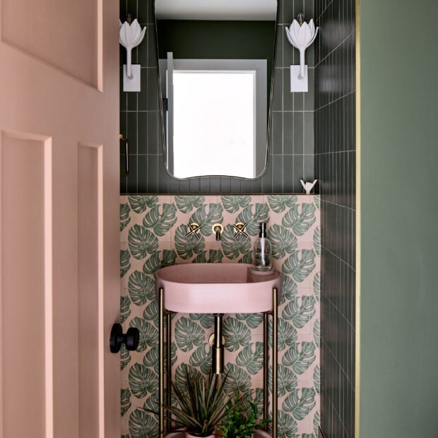 edgy-colonial-meets-resort-living-in-mclean-virginia-18-620x620