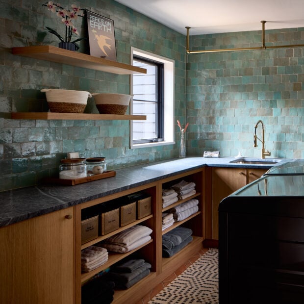 edgy-colonial-meets-resort-living-in-mclean-virginia-36-620x620
