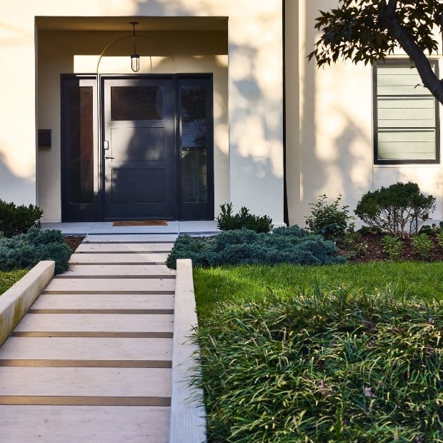 neutral-tone-home-and-bathroom-update-in-chevy-chase-maryland-04-620x620