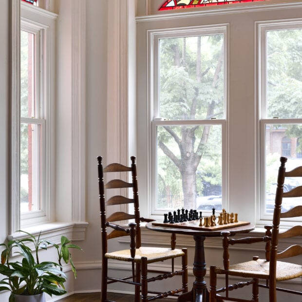 timeless-rowhouse-remodel-in-capitol-hill-washington-dc-22-620x620