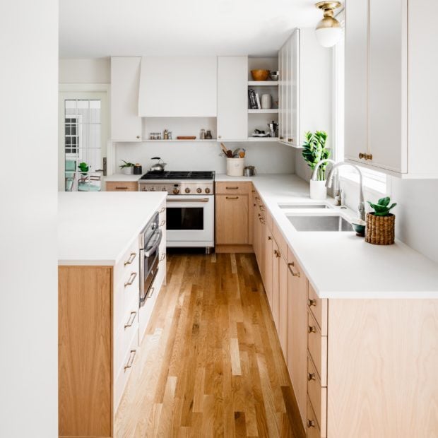 wood-and-white-kitchen-in-northwest-washington-dc-4-620x620