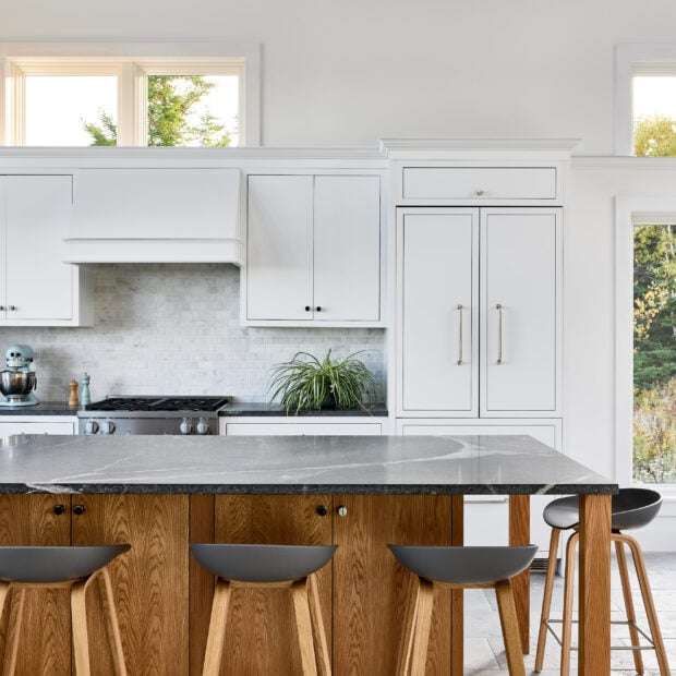 coastal-kitchen-addition-in-vinalhaven-maine-21-620x620