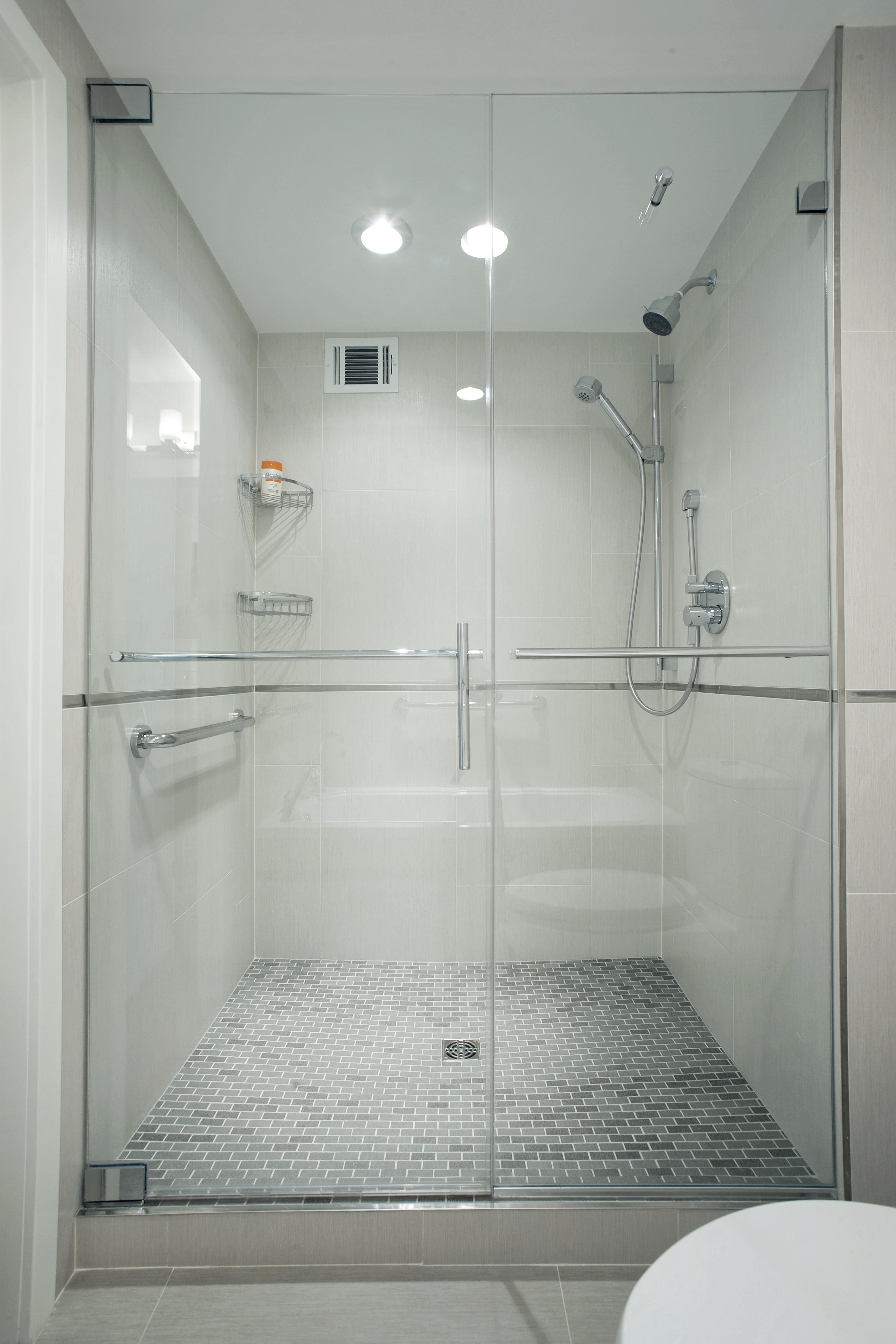 Converting a Tub to a Walk-in Shower in Washington DC