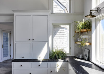 coastal-kitchen-addition-in-vinalhaven-maine-06
