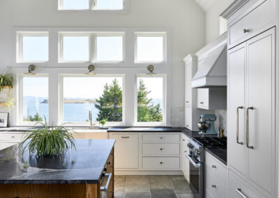 coastal-kitchen-addition-in-vinalhaven-maine-07
